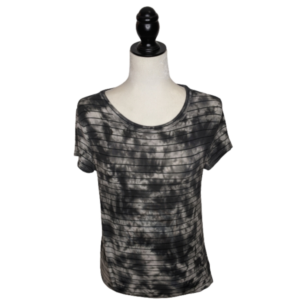American Eagle Outfitters Soft & Sexy Tee Size M